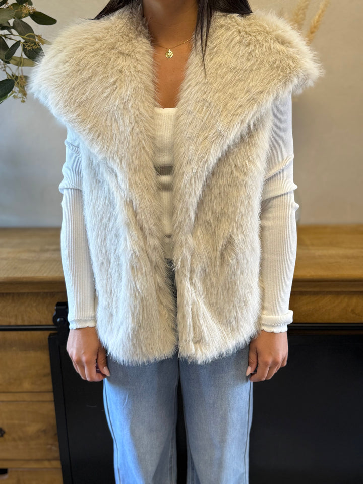 Manteau fourrure beige