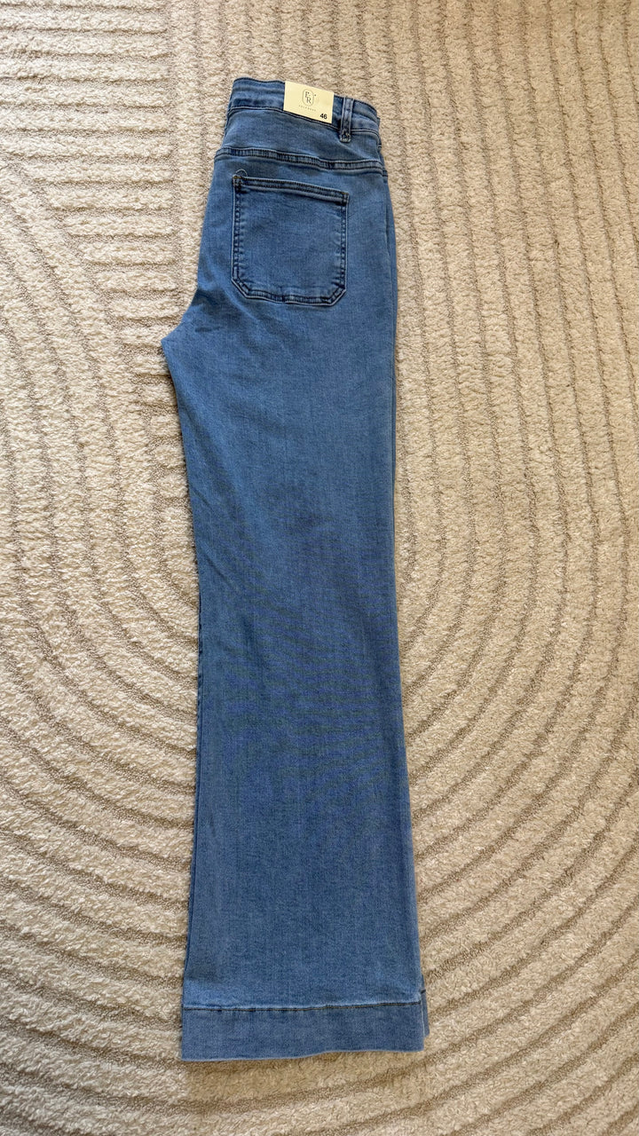 Jean Lili CURVY