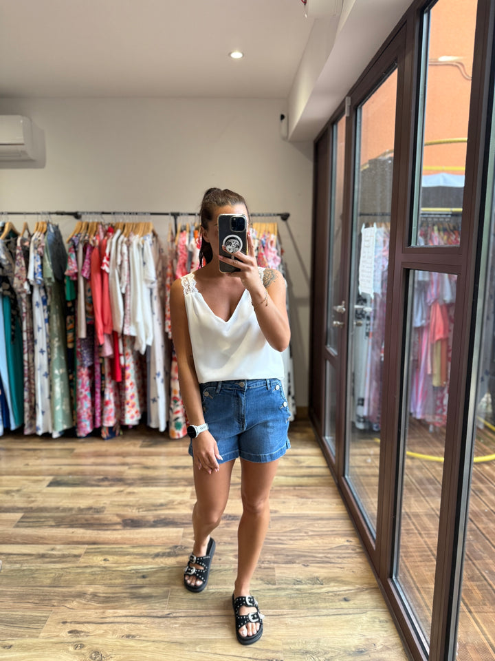 Short Valine