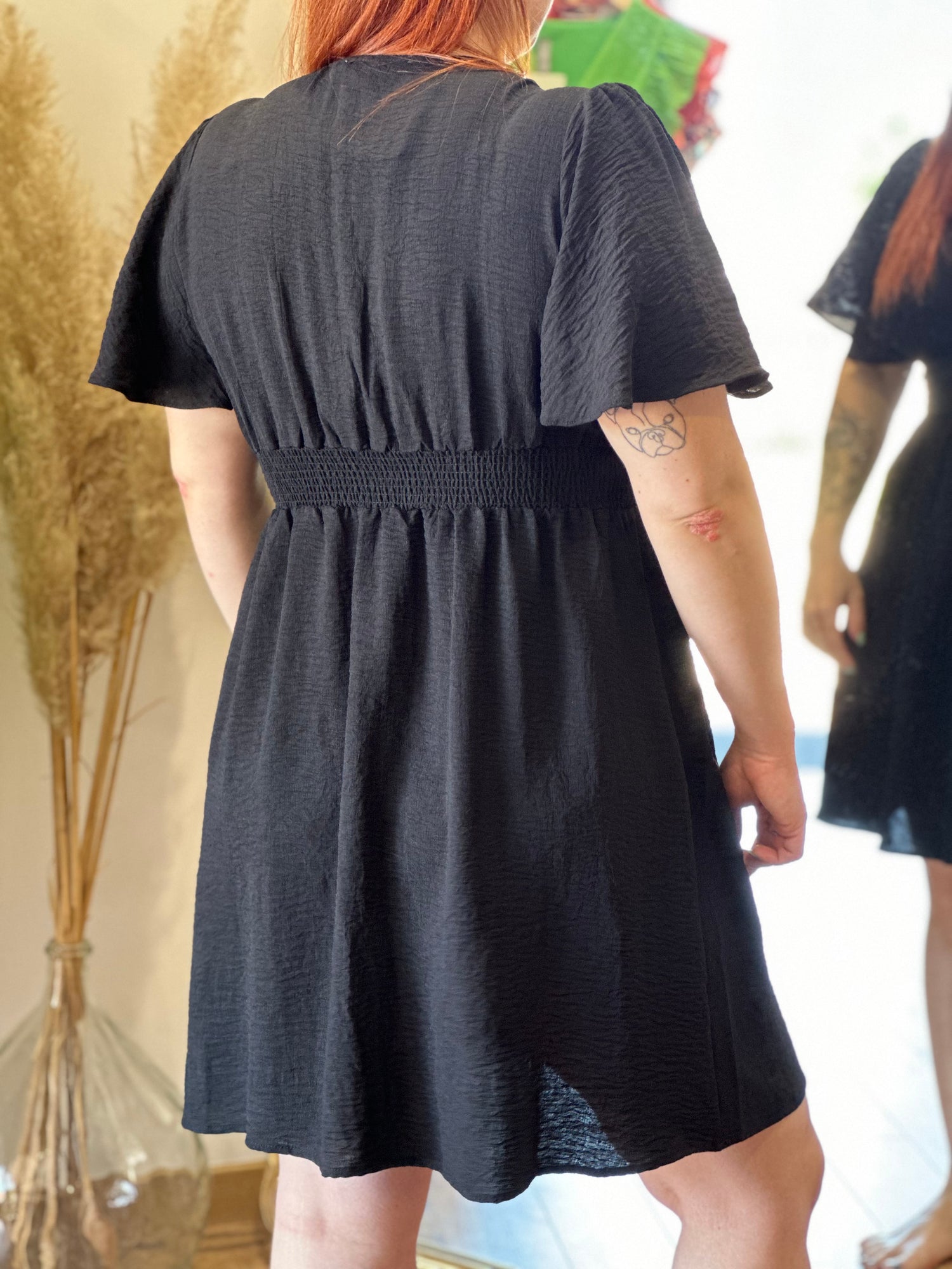 Robe noir midi (Curvy)