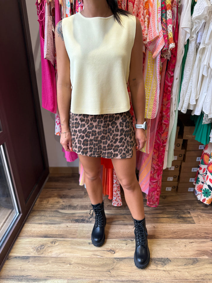 Pull sans manches jaune
