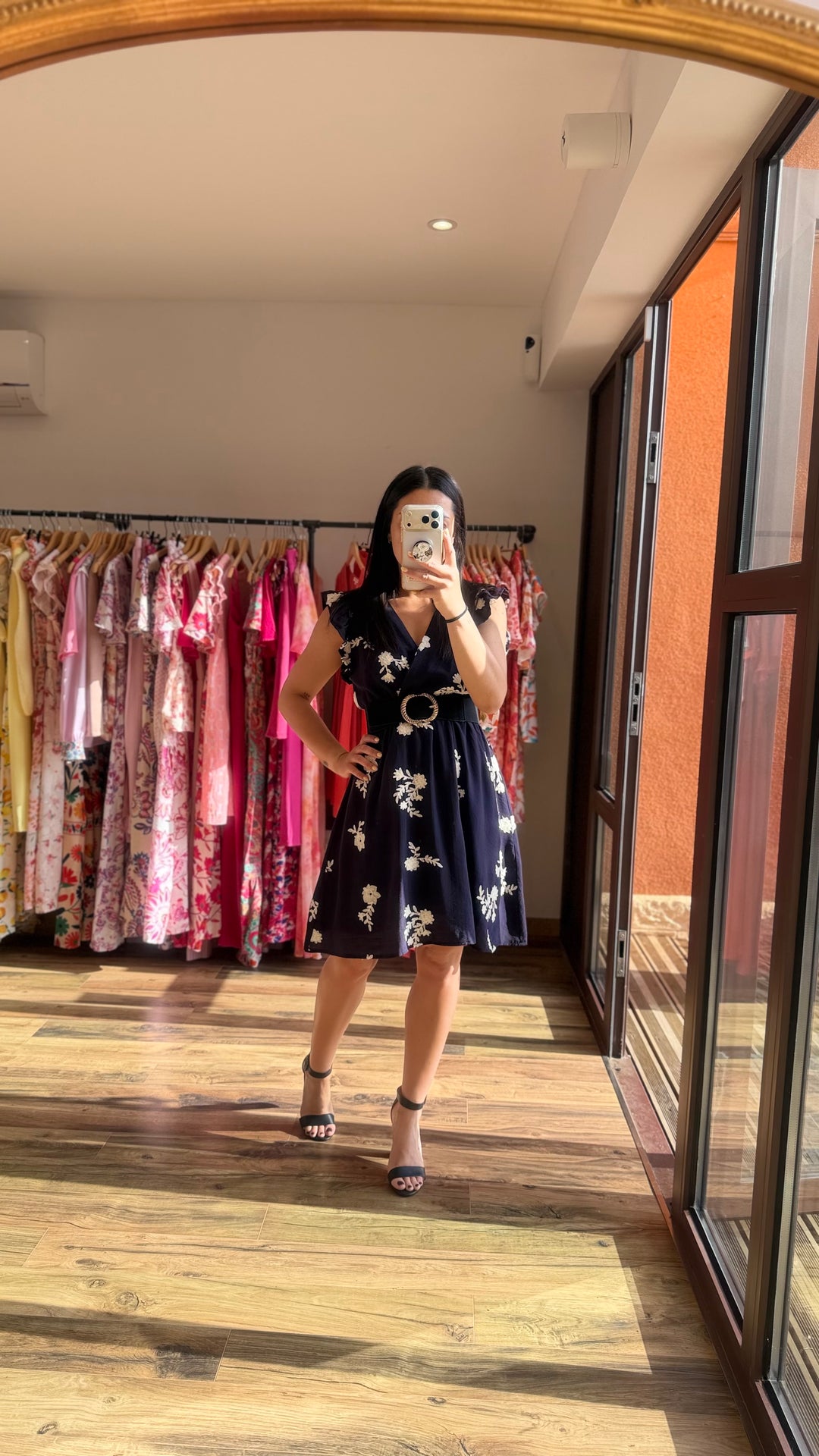 Robe Finda CURVY (PRÉCOMMANDE EXPÉDITION 3/06)