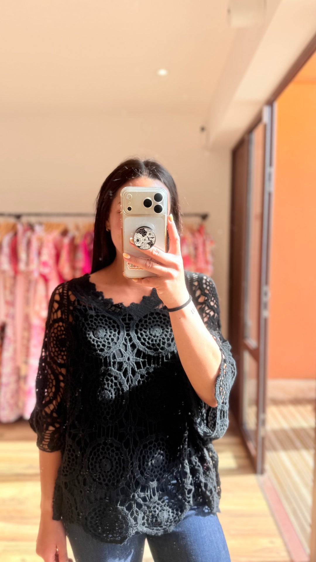 Top crochet noir