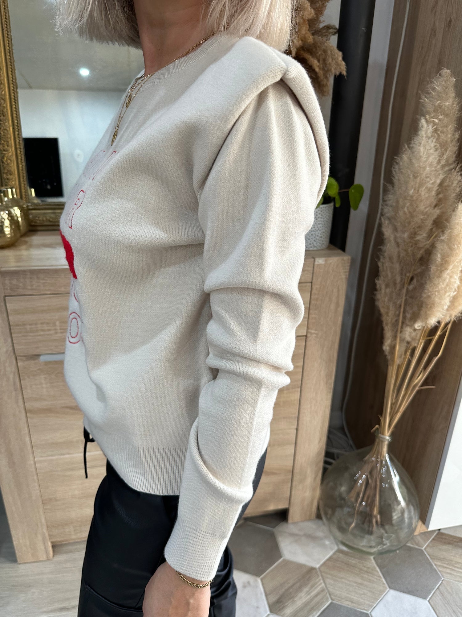 Pull amour beige