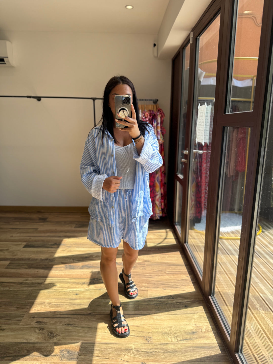 Short Aviel