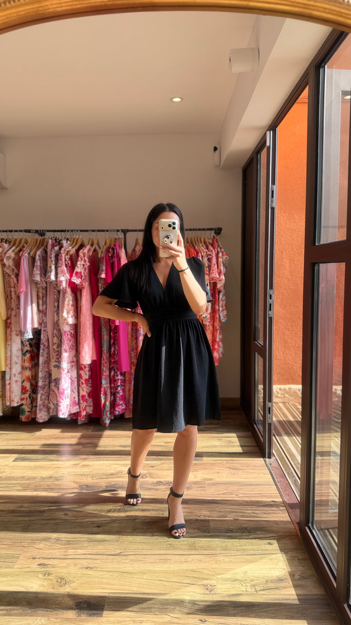 Robe courte Anail noir CURVY (PRÉCOMMANDE EXPÉDITION 28/05)