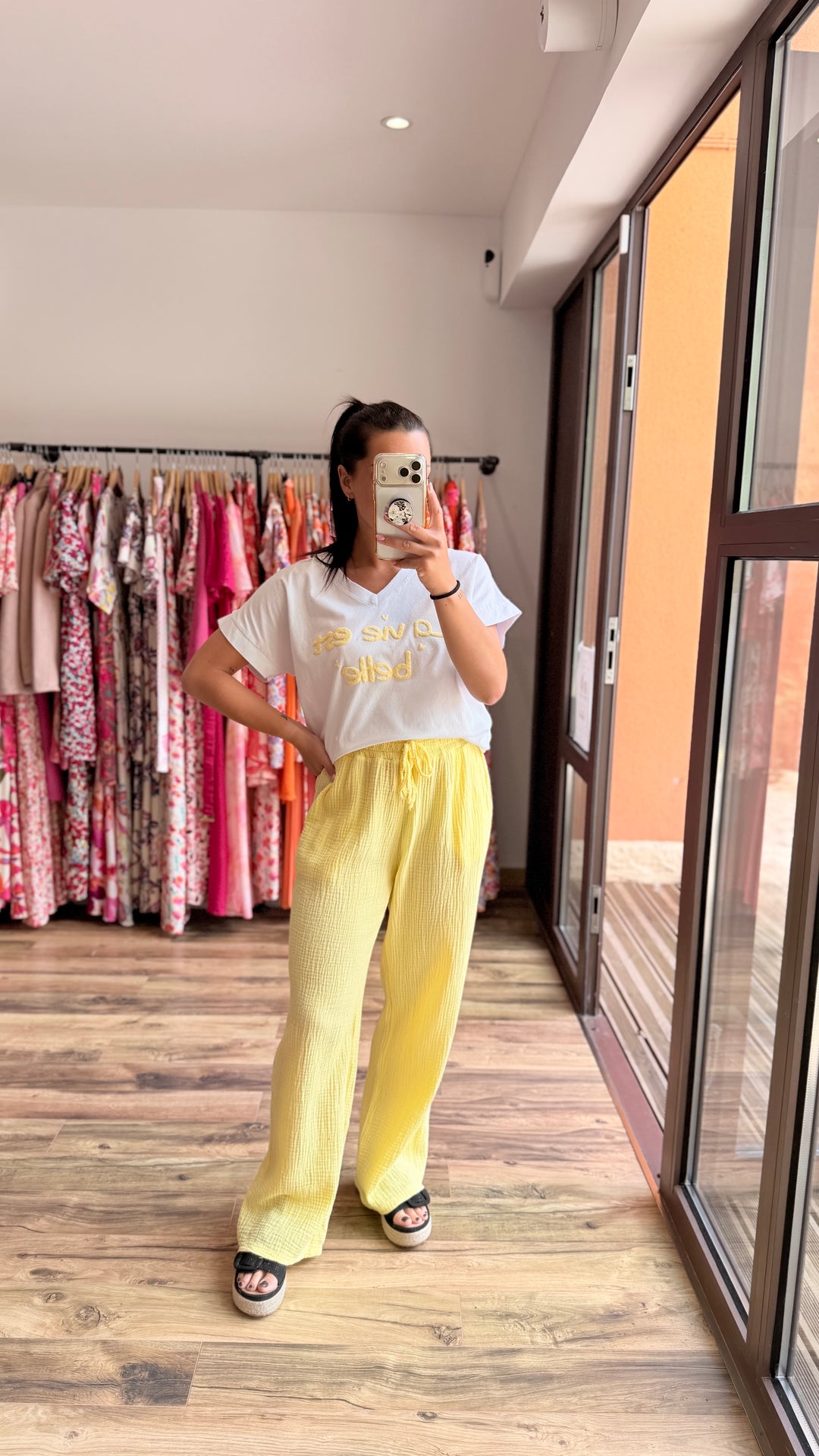 Teeshirt la vie est belle jaune