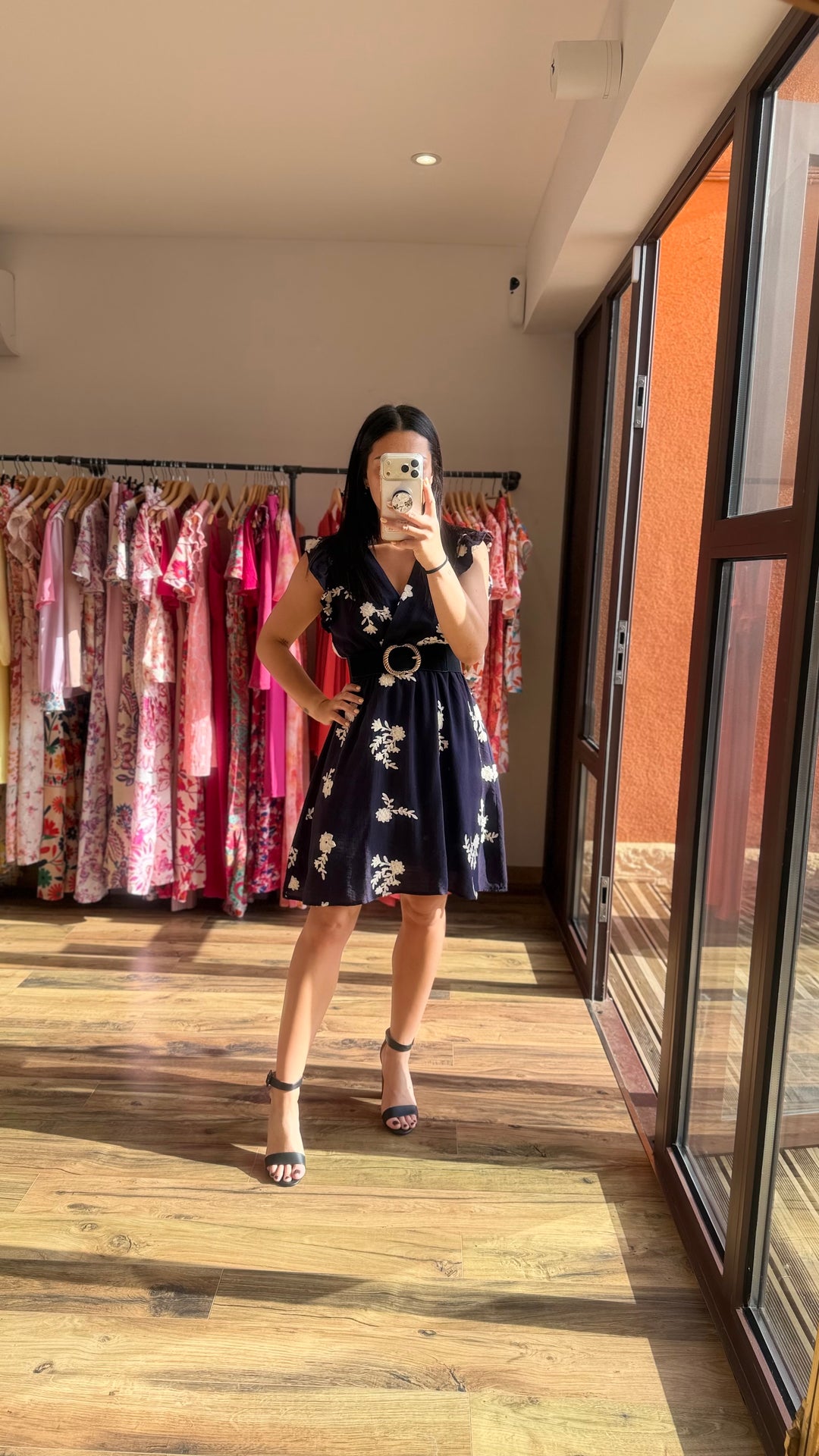 Robe Finda CURVY (PRÉCOMMANDE EXPÉDITION 3/06)