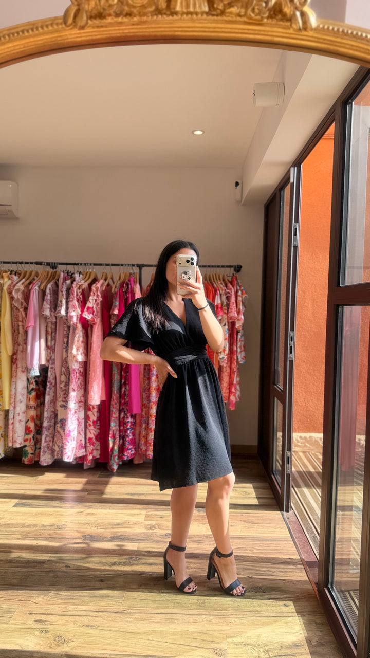 Robe courte Anail noir (PRÉCOMMANDE expédition 13 Mai