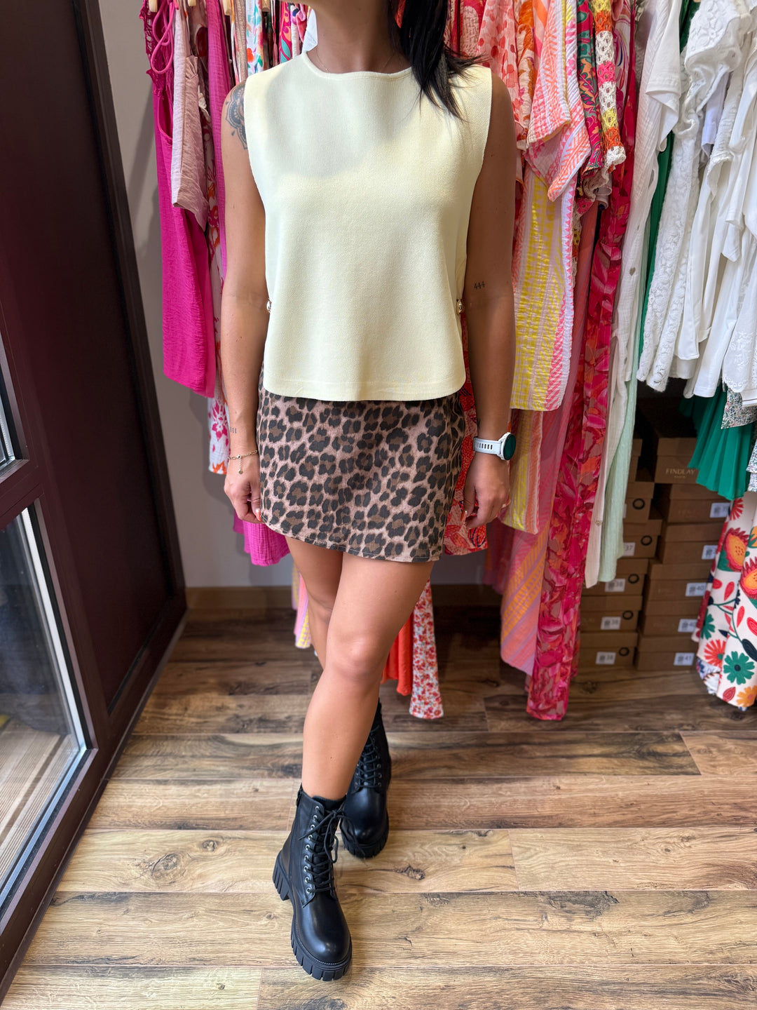 Pull sans manches jaune