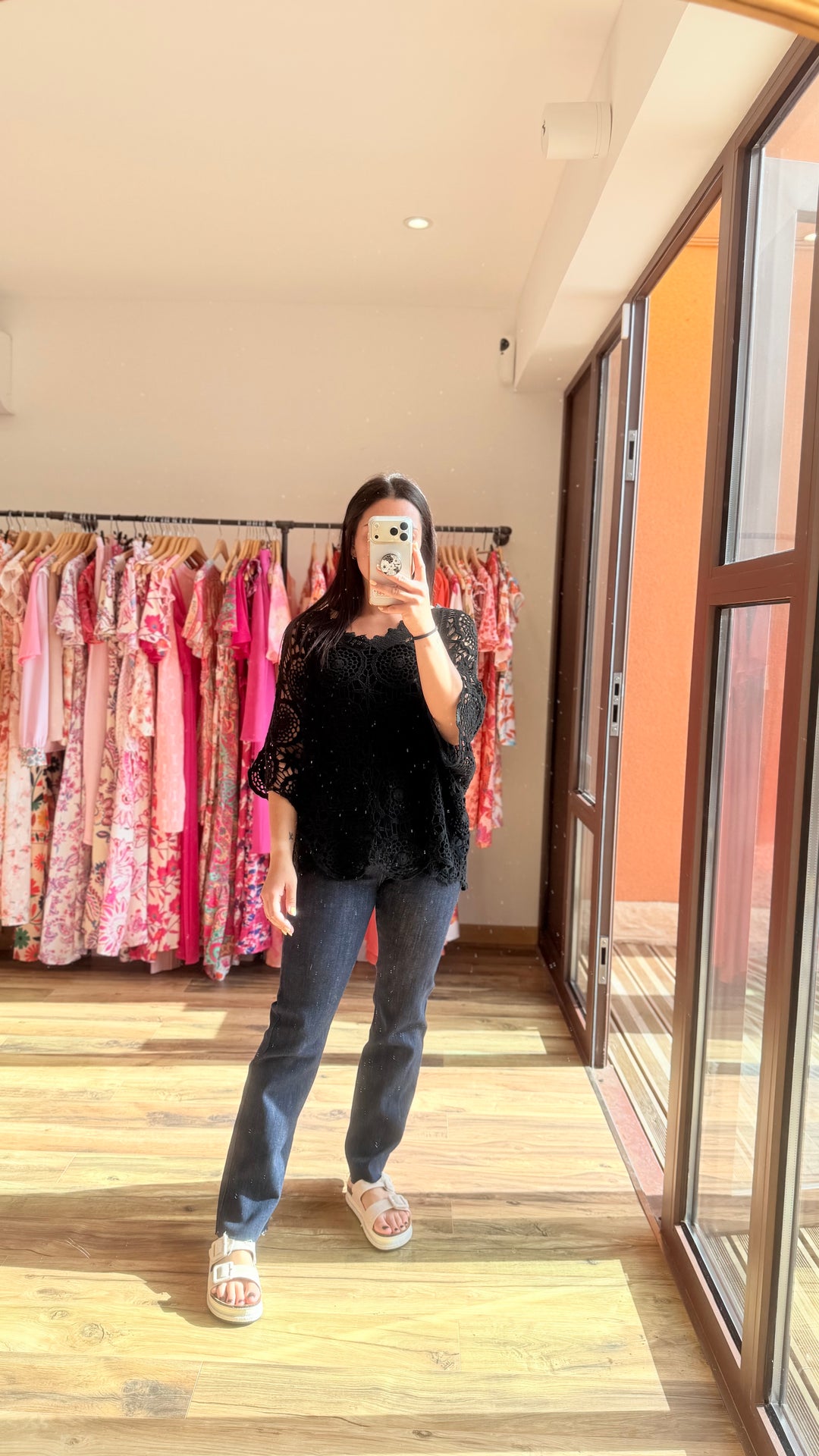 Top crochet noir