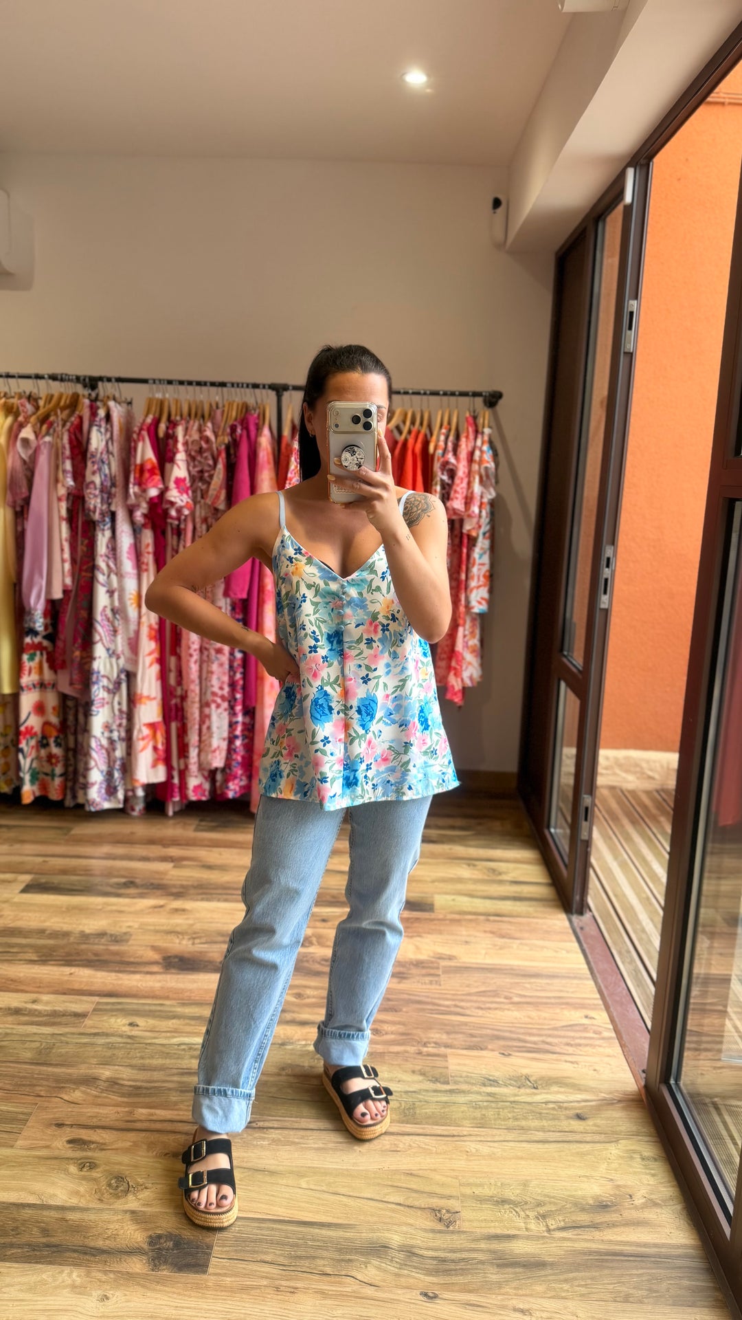 Top Hugo bleu clair