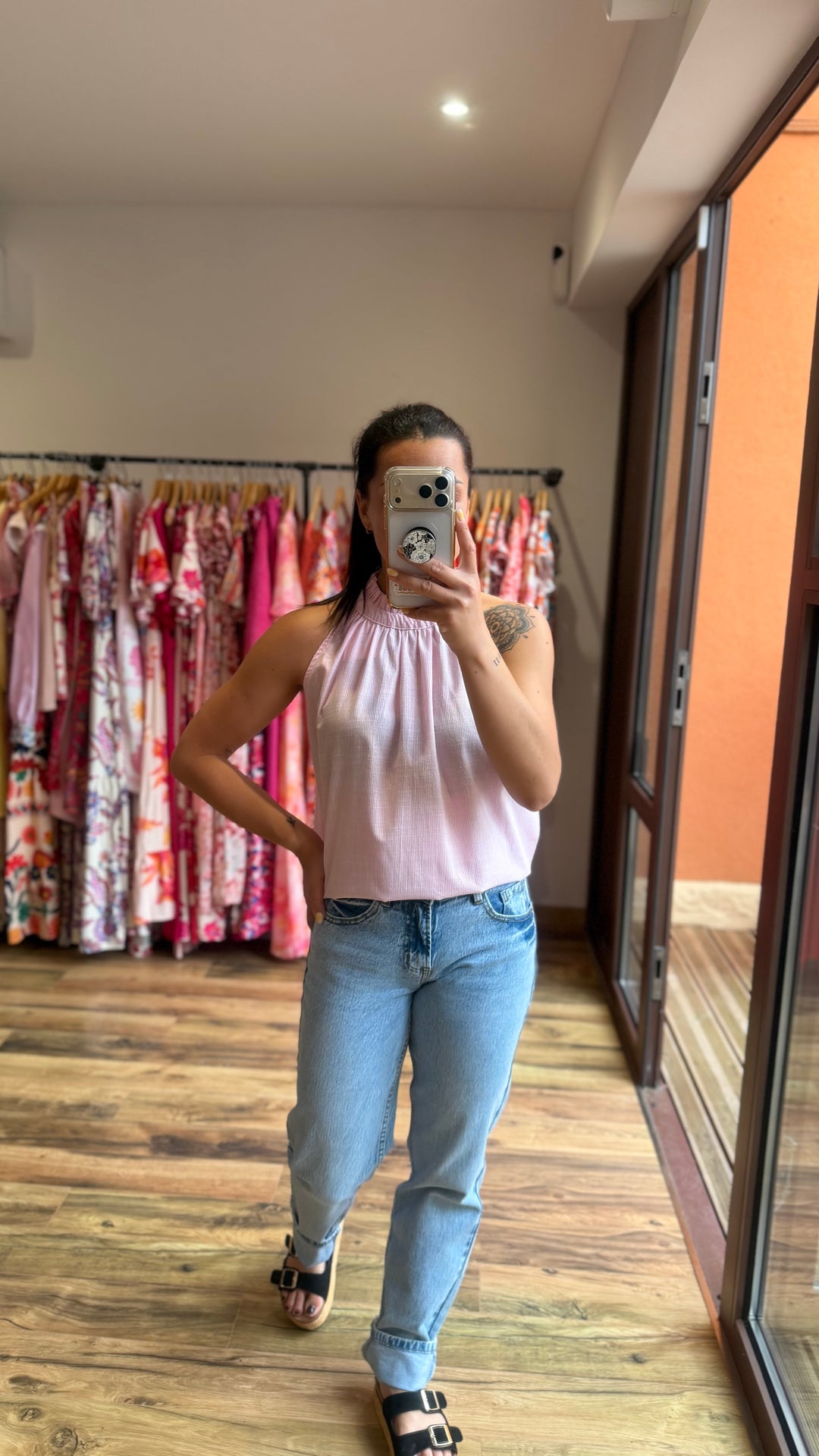 Top Emy rose
