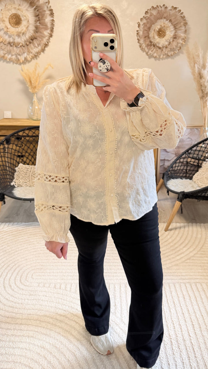 Jean flaire Lumea noir CURVY